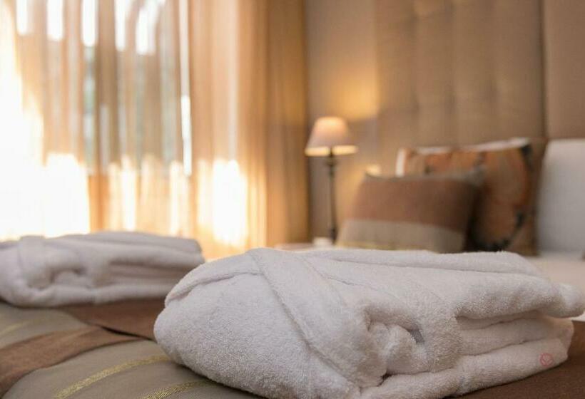 Люкс, Your Hotel & Spa Alcobaça