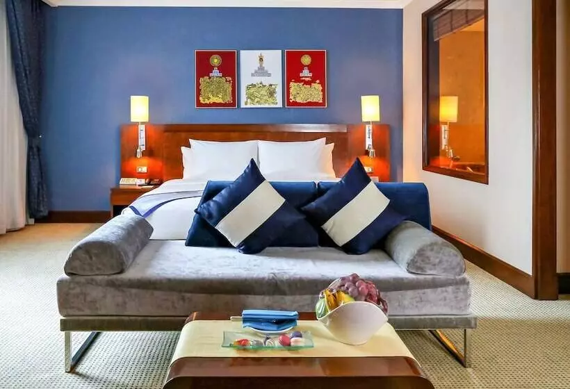 سوییت جونیور, Hyatt Regency Bangkok Suvarnabhumi Airport