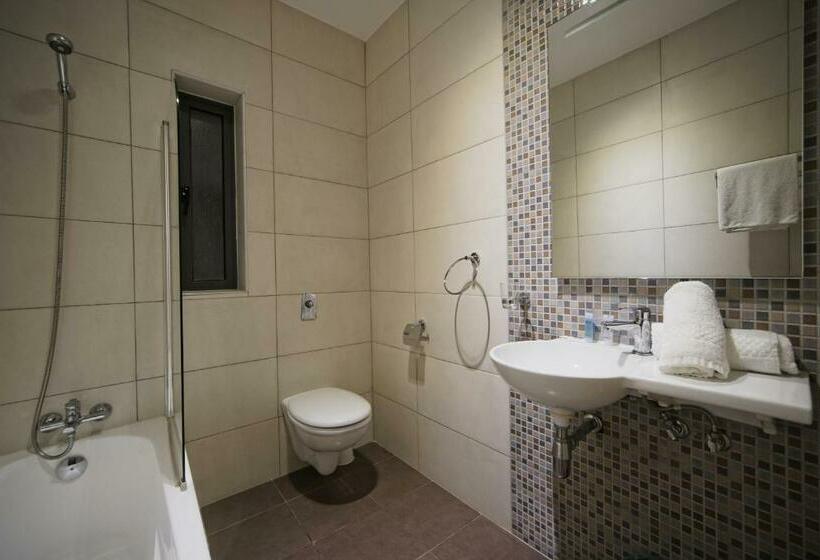 غرفة دور أخير, Porto Azzurro Aparthotel