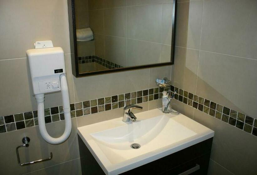 غرفة دور أخير, Porto Azzurro Aparthotel