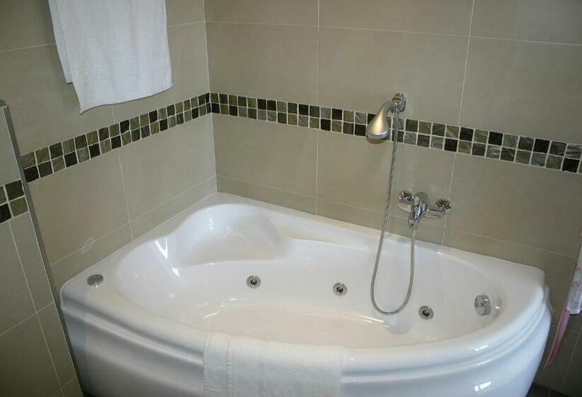 غرفة دور أخير, Porto Azzurro Aparthotel