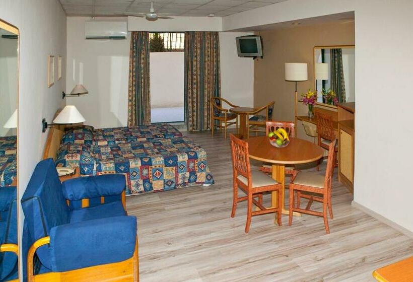 إستوديو قياسى, Porto Azzurro Aparthotel