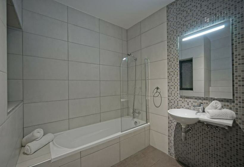 إستوديو قياسى, Porto Azzurro Aparthotel