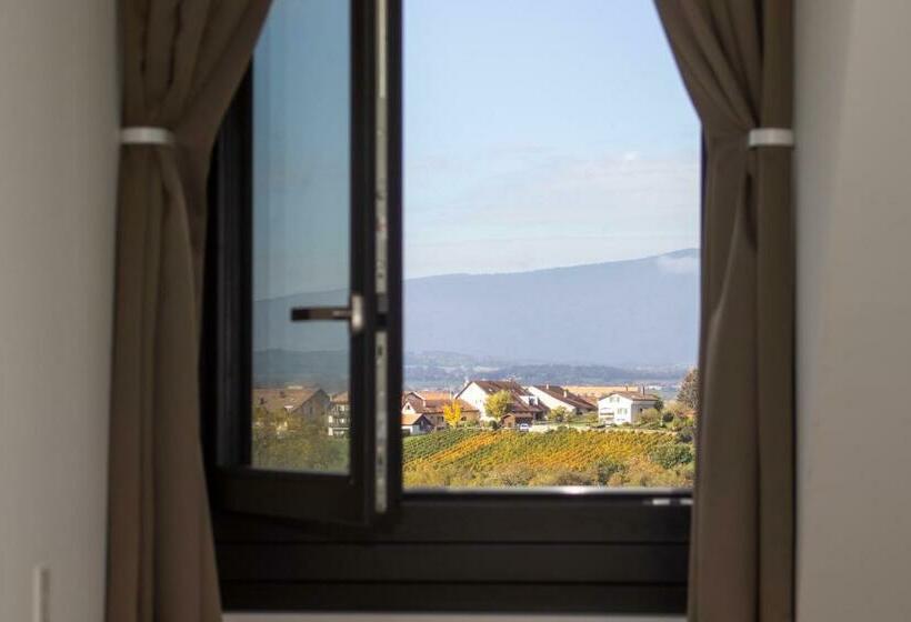 Номер Стандарт, Auberge Au Mai