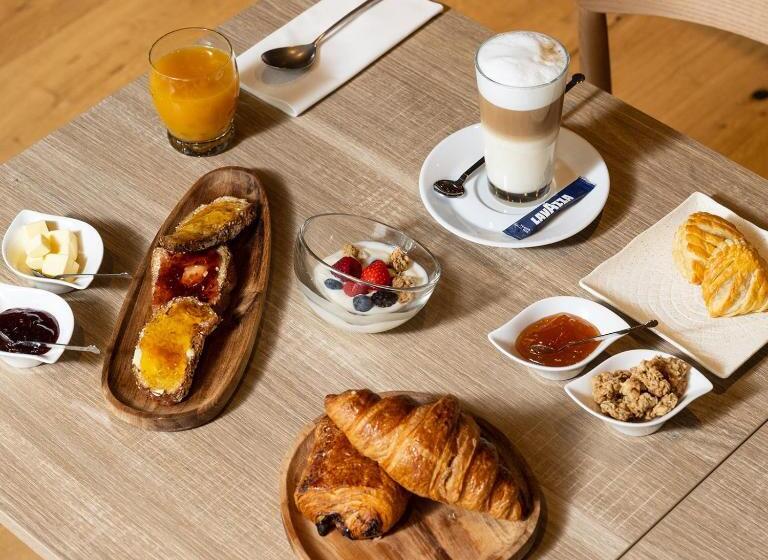 Номер Стандарт, Auberge Au Mai