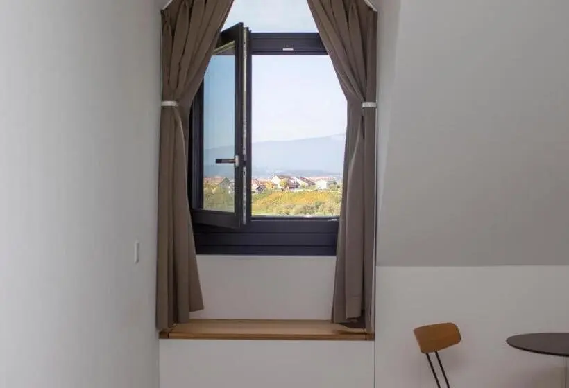 身障者適用スタンダードルーム, Auberge Au Mai