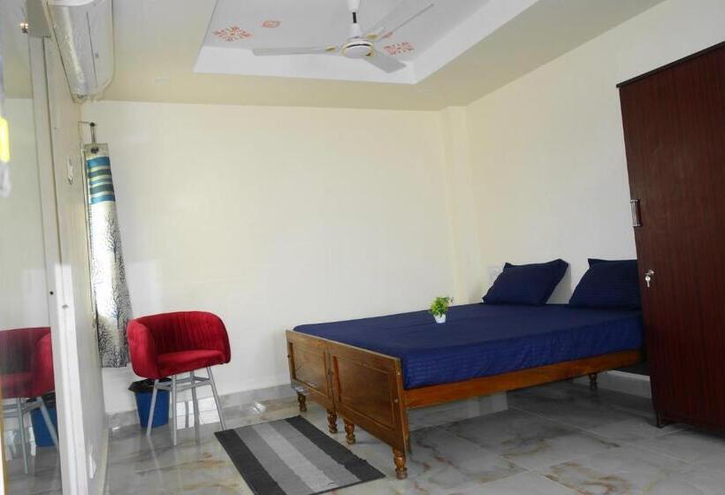 اتاق استاندارد با تخت بزرگ, Hcb