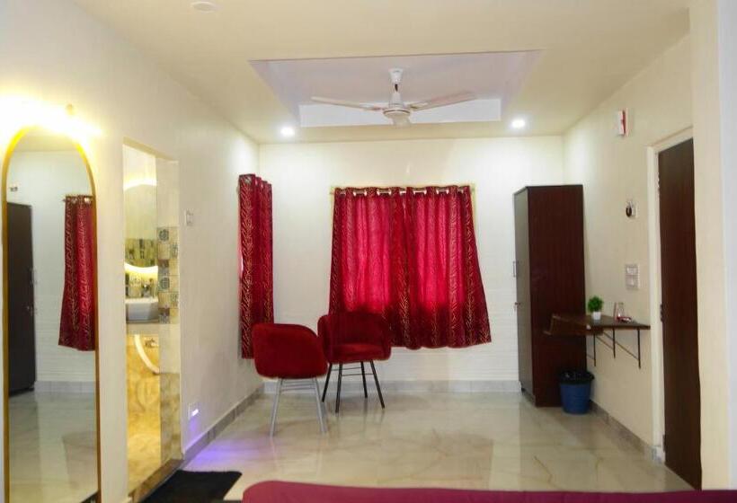 اتاق استاندارد با تخت بزرگ, Hcb