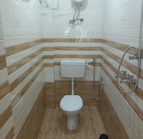 اتاق استاندارد با تخت بزرگ, Hcb