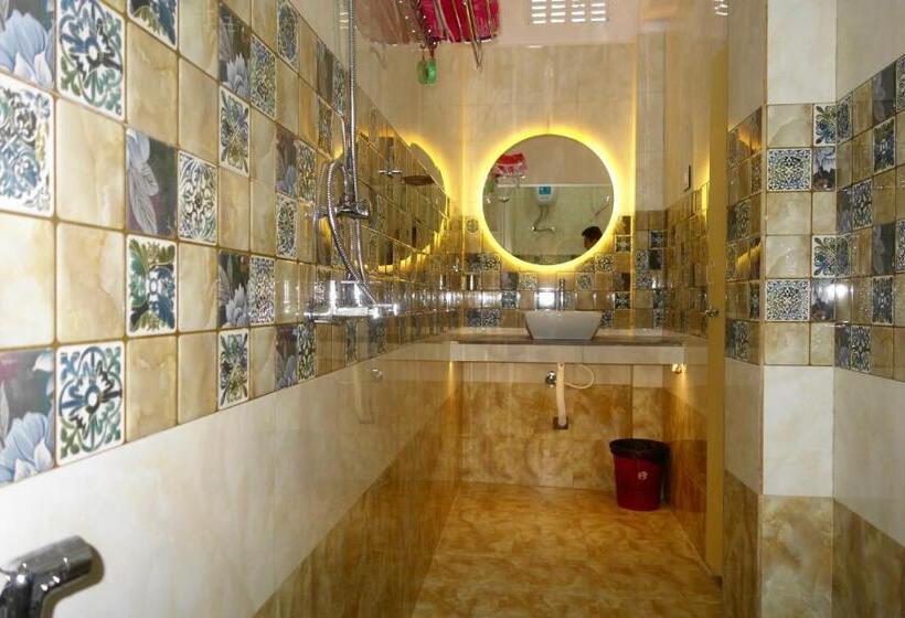 اتاق استاندارد با تخت بزرگ, Hcb