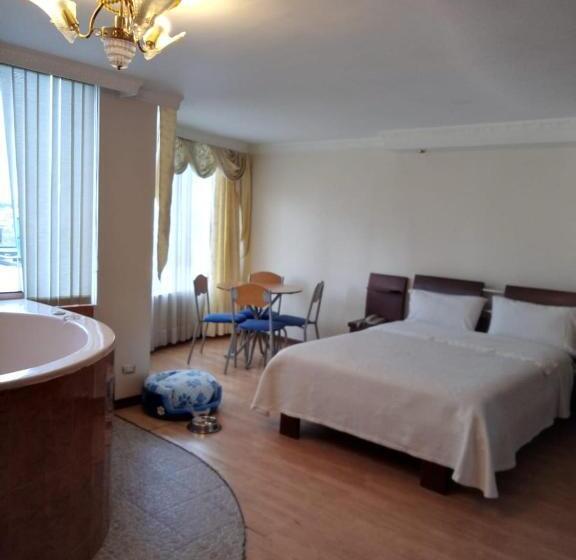 سوئیت با وان آب گرم, Internacional El Nogal Ipiales