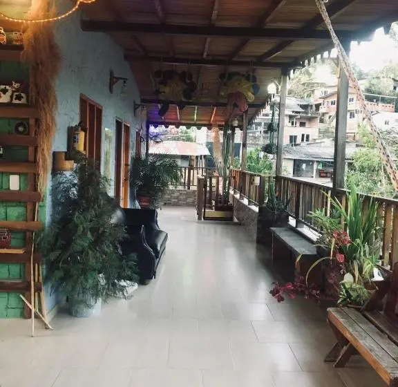 スタンダードトリプルルーム, Hostal Los Wichos
