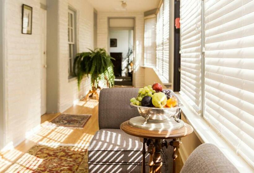 标准间, James Buchanan Hotel, Trademark Collection By Wyndham