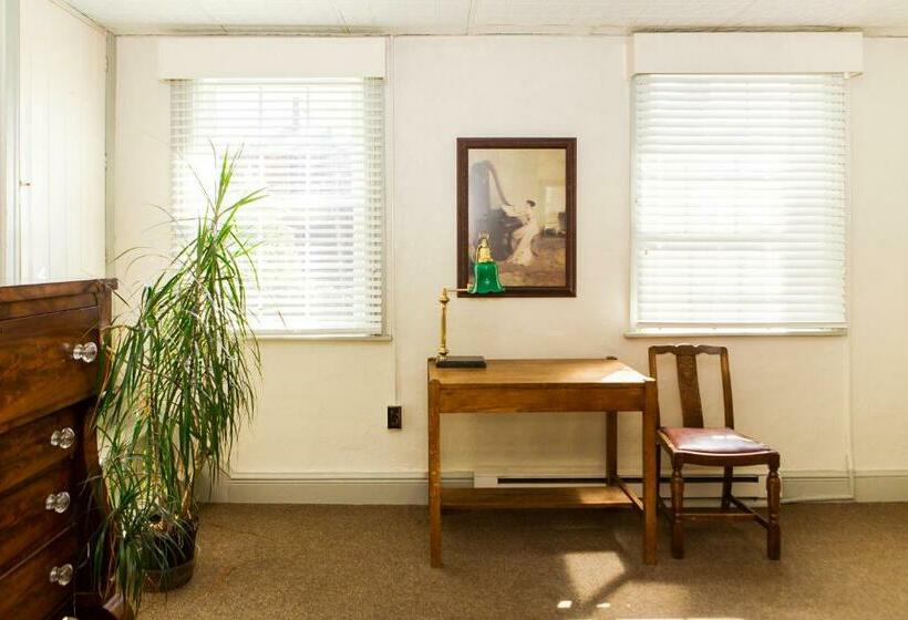 جناح عائلي, James Buchanan Hotel, Trademark Collection By Wyndham