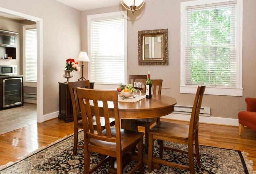 豪华套房, James Buchanan Hotel, Trademark Collection By Wyndham