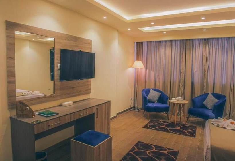 سوییت جونیور, Jewel Green Mountain