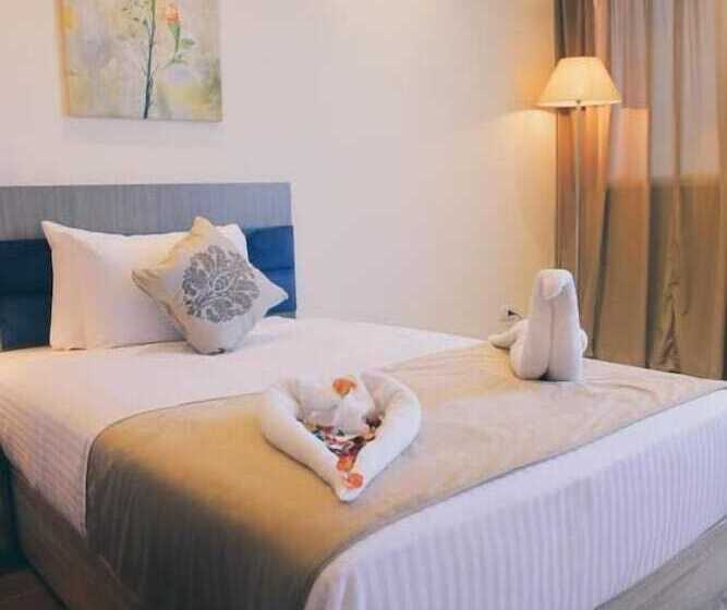 سوییت جونیور, Jewel Green Mountain