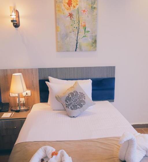 اتاق اکونومی, Jewel Green Mountain