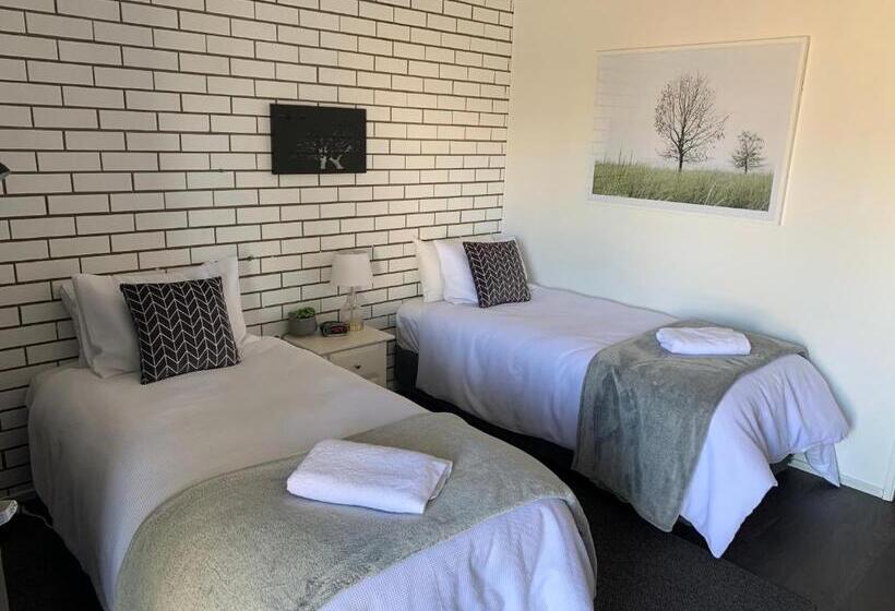 스탠다드 룸, Kings Avenue Motel