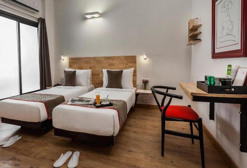 スタンダードルーム, Super Townhouse Mumfordganj High Court Prayagraj