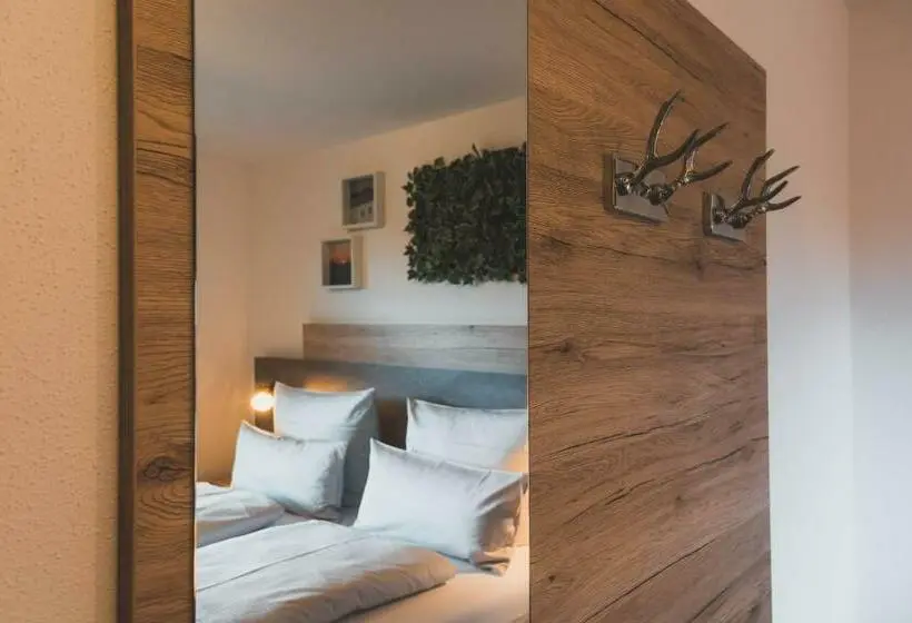 Quarto Estandar, Verweiler