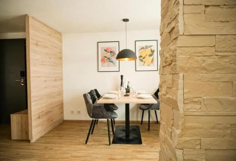 Apartamento 1 Dormitório com Vistas, Verweiler