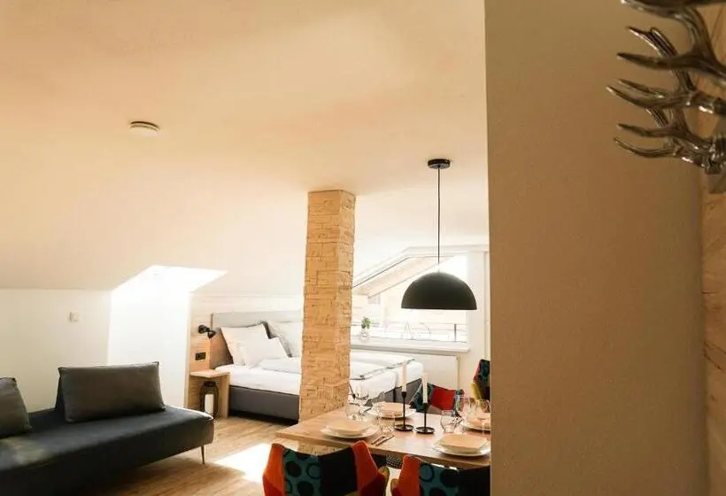 Apartamento 1 Dormitório com Sacada, Verweiler