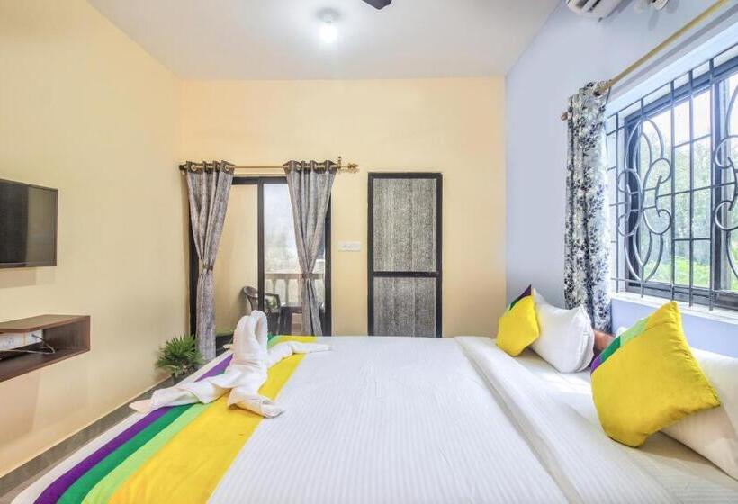 اتاق استاندارد سه تخته با بالکن, Crystal Bay Baga
