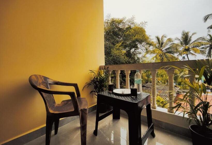 Triple Room Sea View, Crystal Bay Baga
