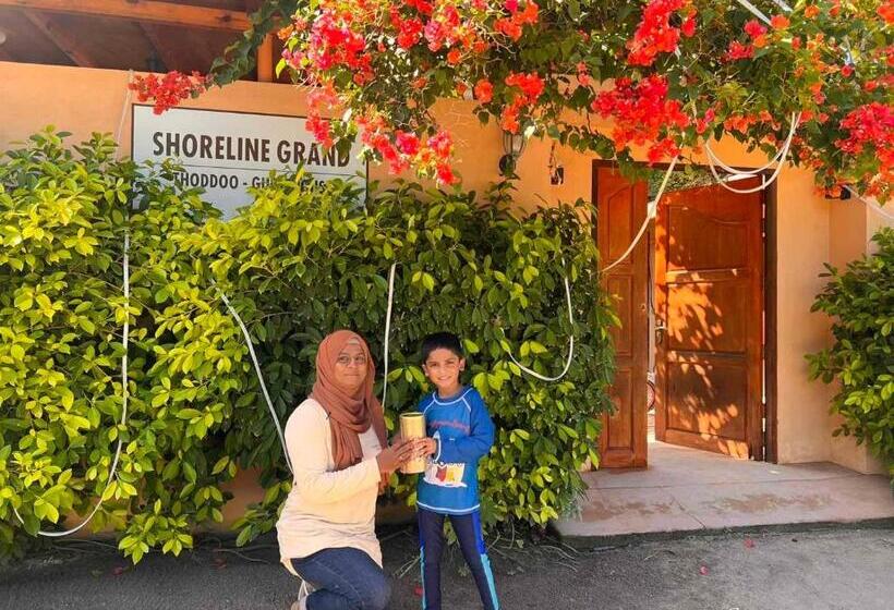 Suite Familiar, Shoreline Grand