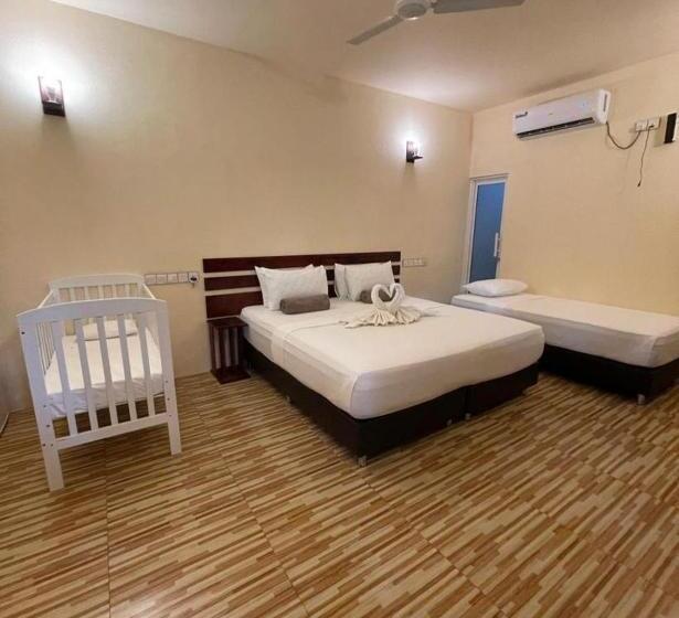 Suite Familiar, Shoreline Grand