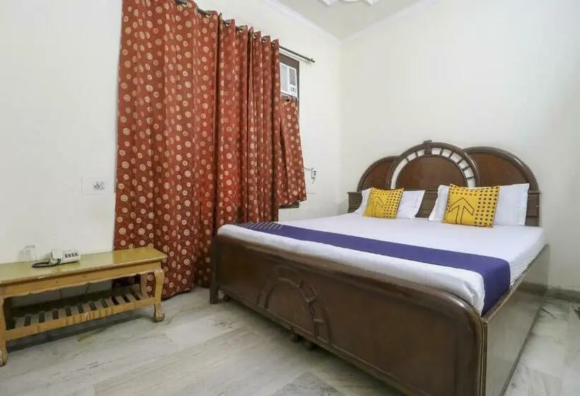 اتاق اجرایی سه نفره, Spot On Motel Haryana