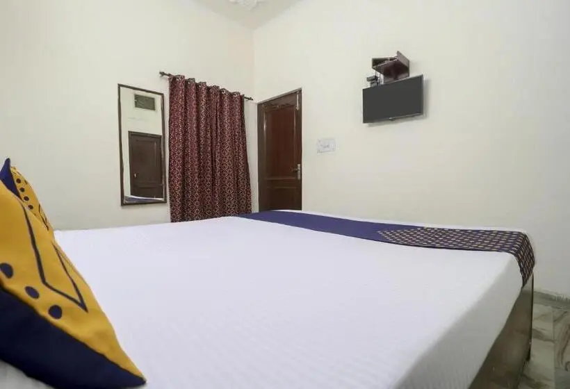 اتاق استاندارد سه نفره, Spot On Motel Haryana