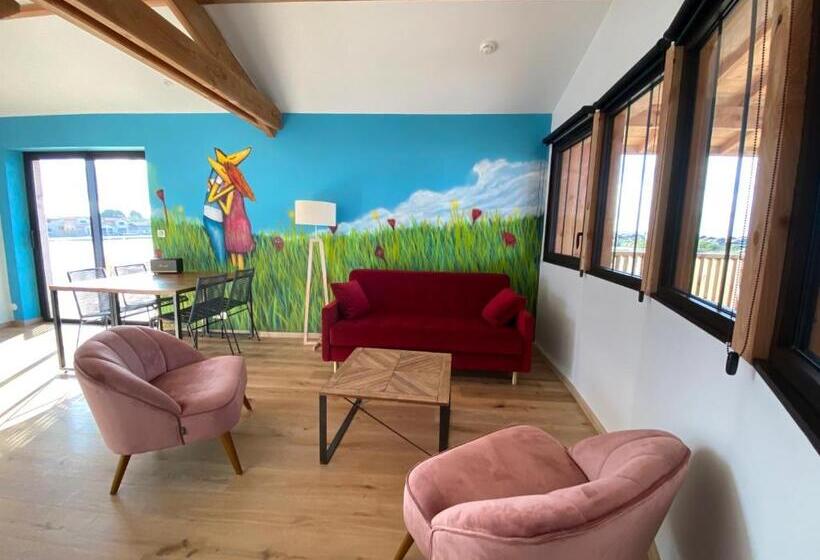 آپارتمان 1 خوابه با چشمانداز دریا, Les 12 De Larros