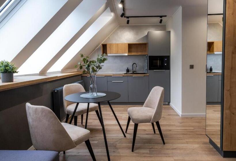 スタンダードスタジオ, Minaret Residence & Relax Pécs