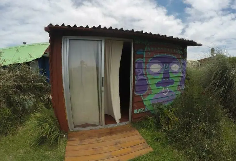 ルームシェアのワンベッド, Green House Hostel