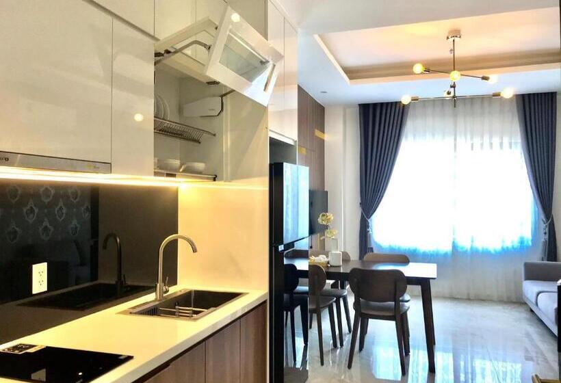 سوئیت 2 خوابه, Elizabeth