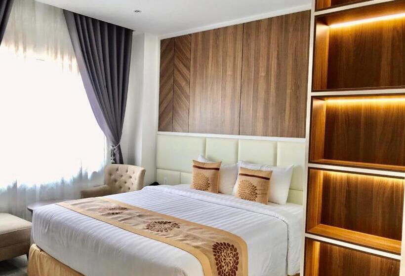 سوئیت 2 خوابه, Elizabeth