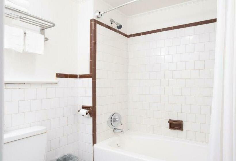 带大床的标准间, O Atlanta Airport Jonesboro/morrow I75