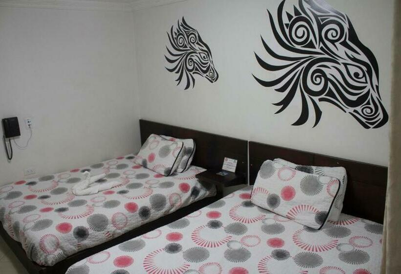 스탠다드 룸, Zaclordy