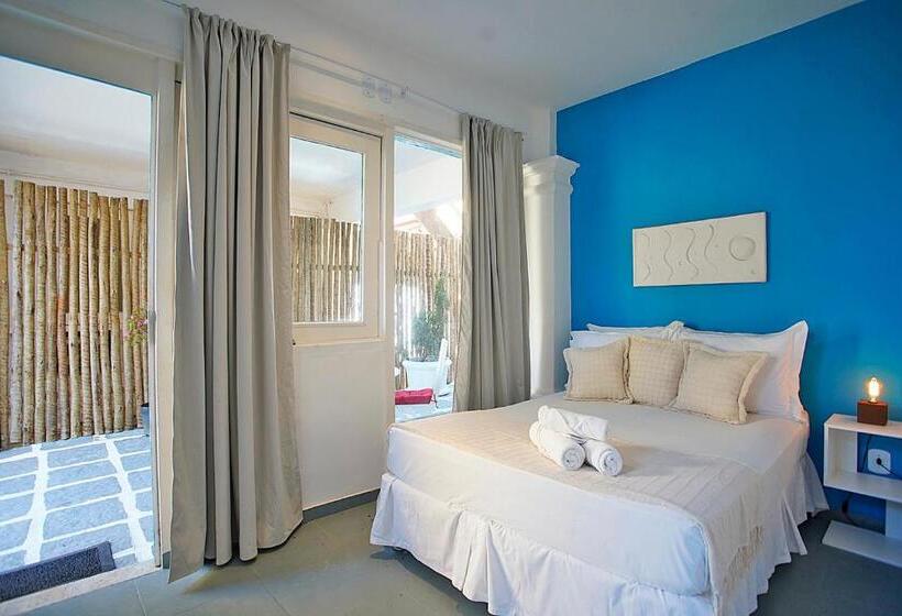 اتاق استاندارد چهار تخته, Sofia's On The Beach