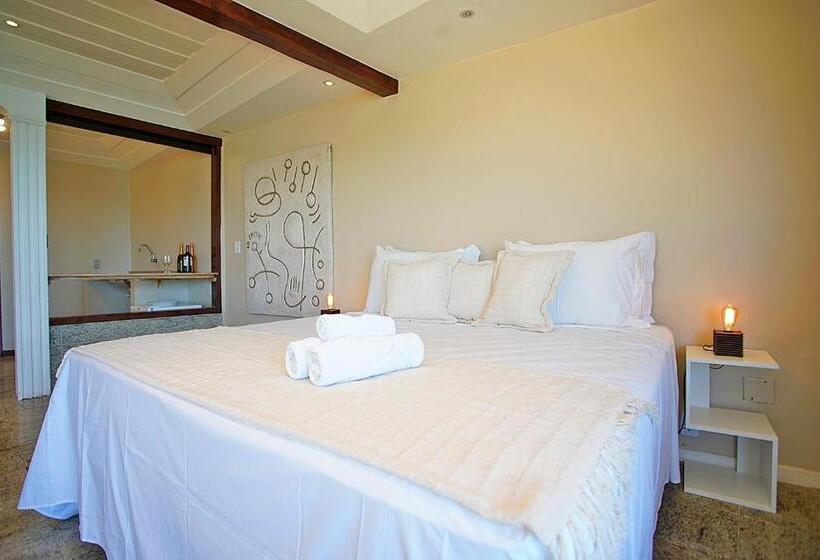 Deluxe Suite Sea View, Sofia's On The Beach