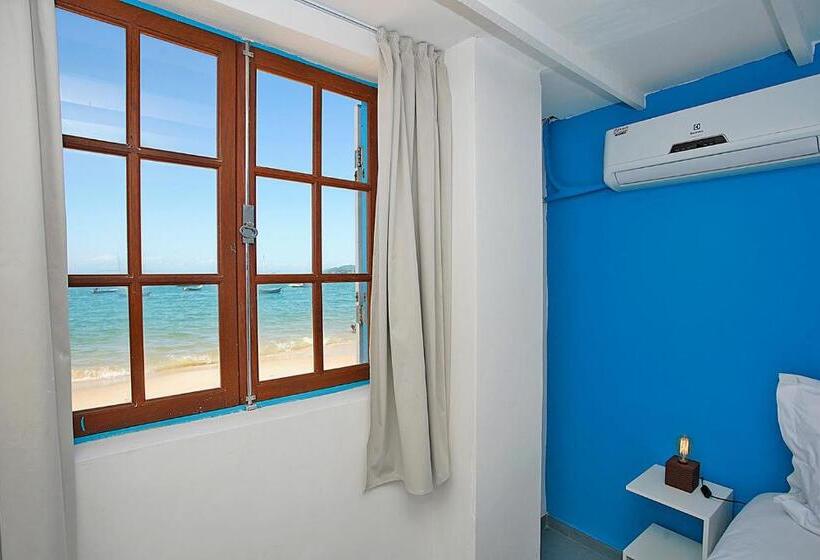 اتاق استاندارد با چشمانداز دریا, Sofia's On The Beach