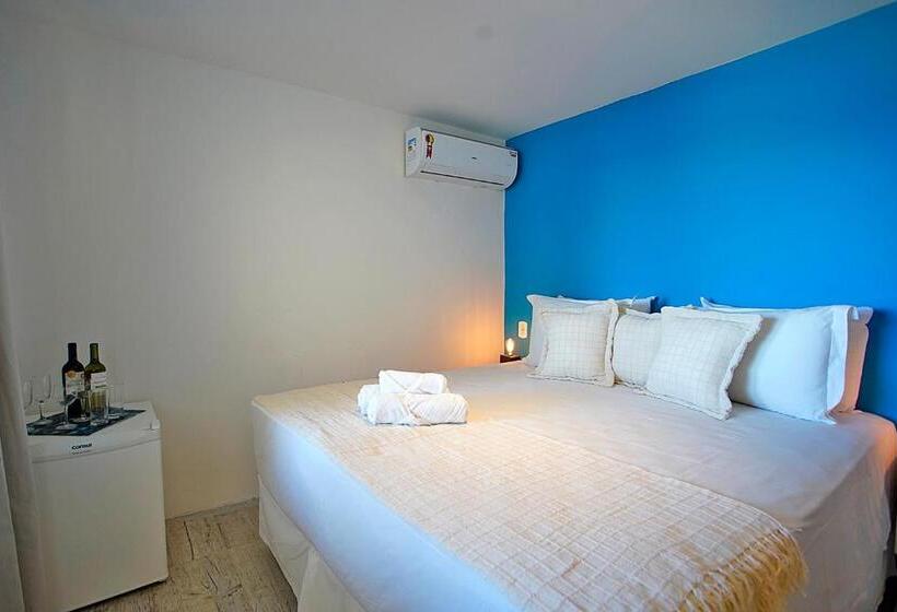 اتاق استاندارد با چشمانداز دریا, Sofia's On The Beach