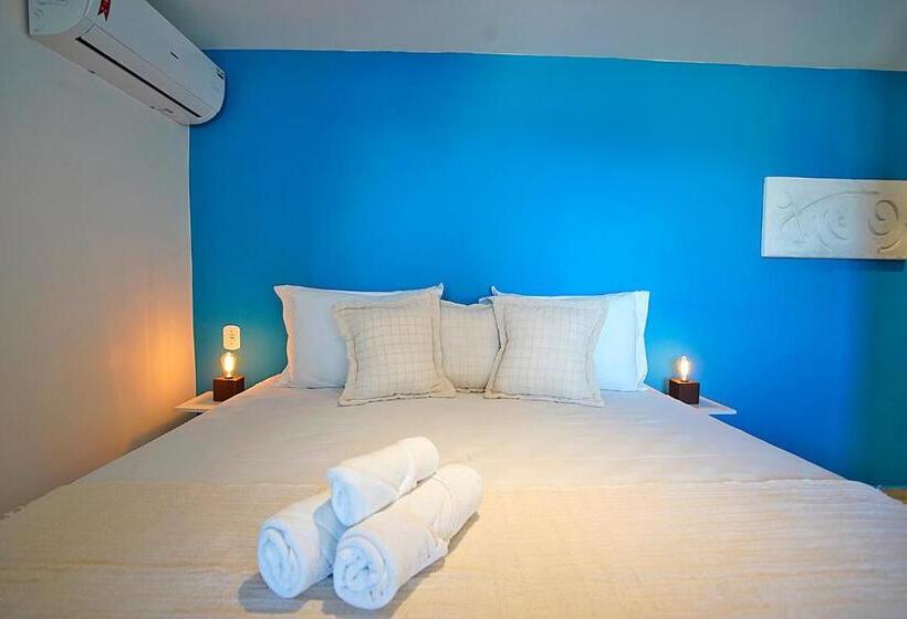 اتاق استاندارد با چشمانداز دریا, Sofia's On The Beach