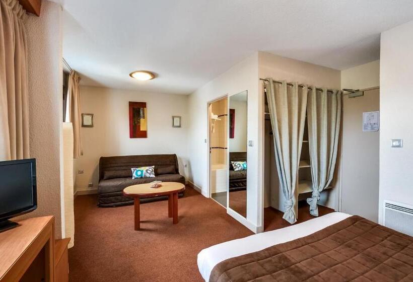 四人标准间, Brit Hotel Saint Nazaire Centre