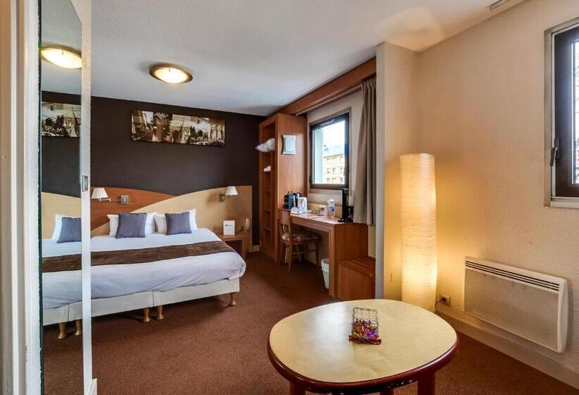 اتاق استاندارد چهار تخته, Brit Hotel Saint Nazaire Centre