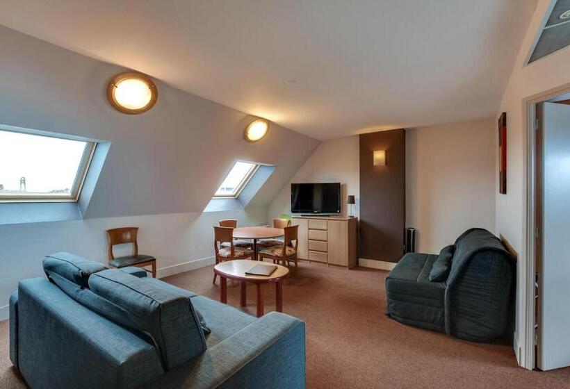سوییت سوپریور, Brit Hotel Saint Nazaire Centre