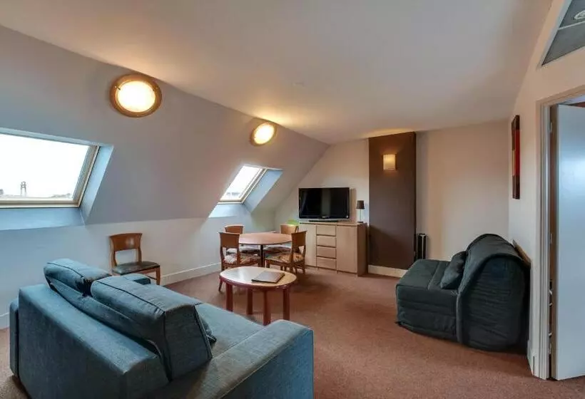 سوییت سوپریور, Brit Hotel Saint Nazaire Centre
