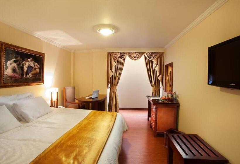 غرفة سوبيريور, Fernando Plaza